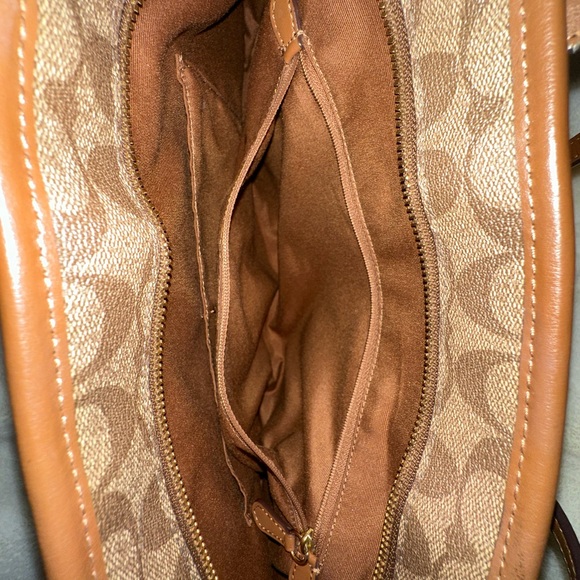 Coach Shoulder/Satchel handbag - Picture 9 of 11